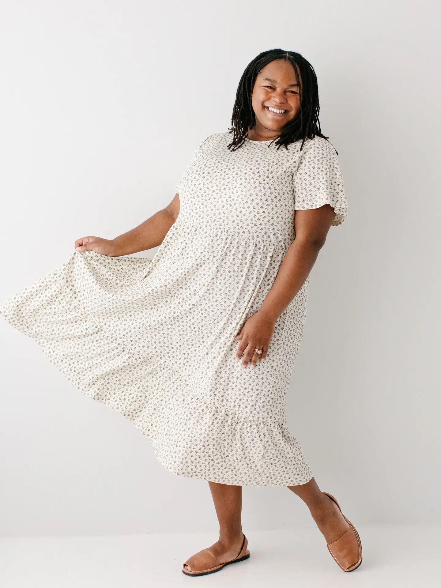 Ditsy Floral Ribbed Midi Dress